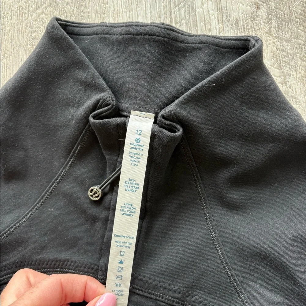 Lululemon black define jacket - Picture 3 of 5
